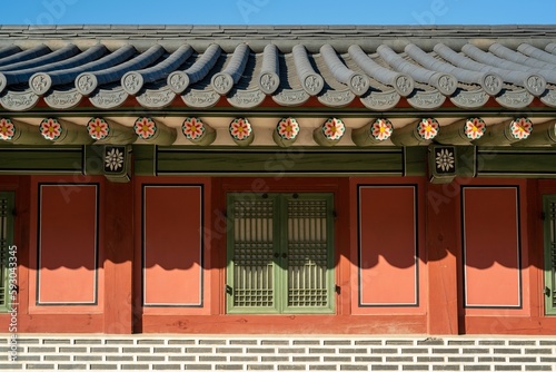 Photography Beautiful shot of the Gyeongbokgung Palace on a sunny day