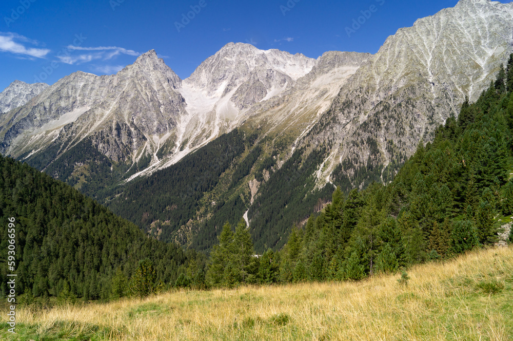 The peaks of the Vedrette di Ries in Val Pusteria