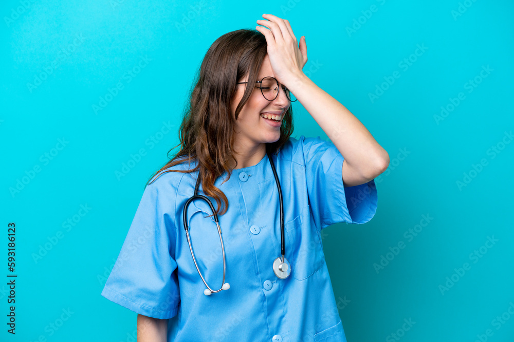 Young surgeon doctor woman isolated on blue background has realized something and intending the solution Young surgeon doctor woman isolated on blue background has realized something and intending the solution