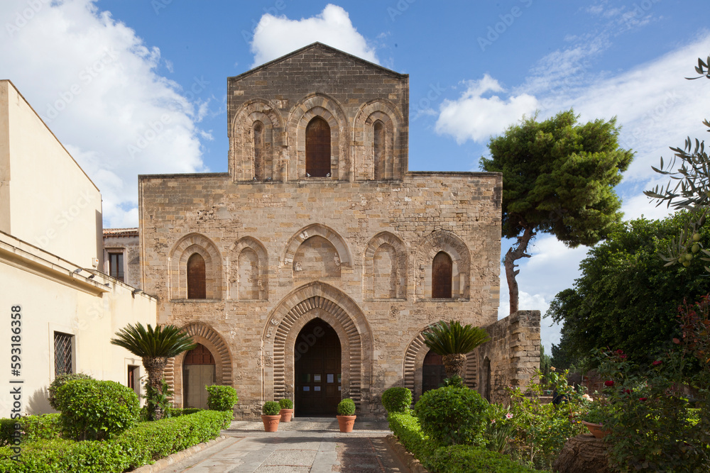 Palermo.Basilica della Santissima Trinità del Cancelliere (Basilica della Magione)
