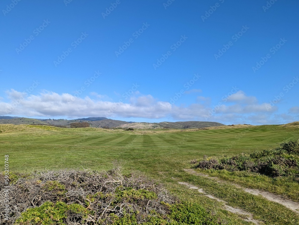 Fototapeta premium landscape with sky and clouds along Cowell-Purisima California coastal trail
