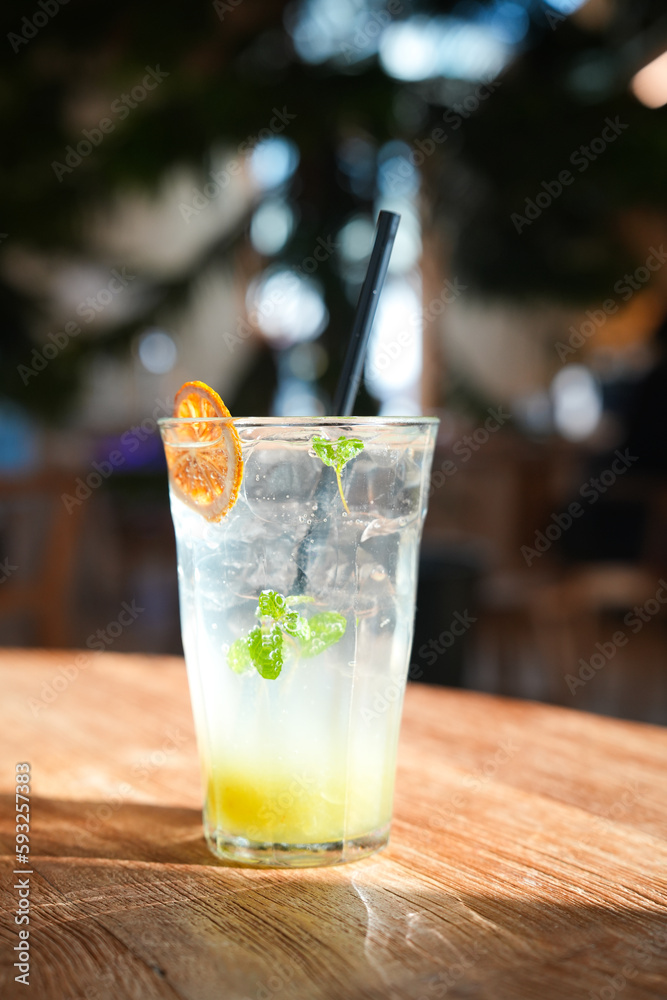 mojito cocktail with lime and ice mojito cocktail with lime and ice