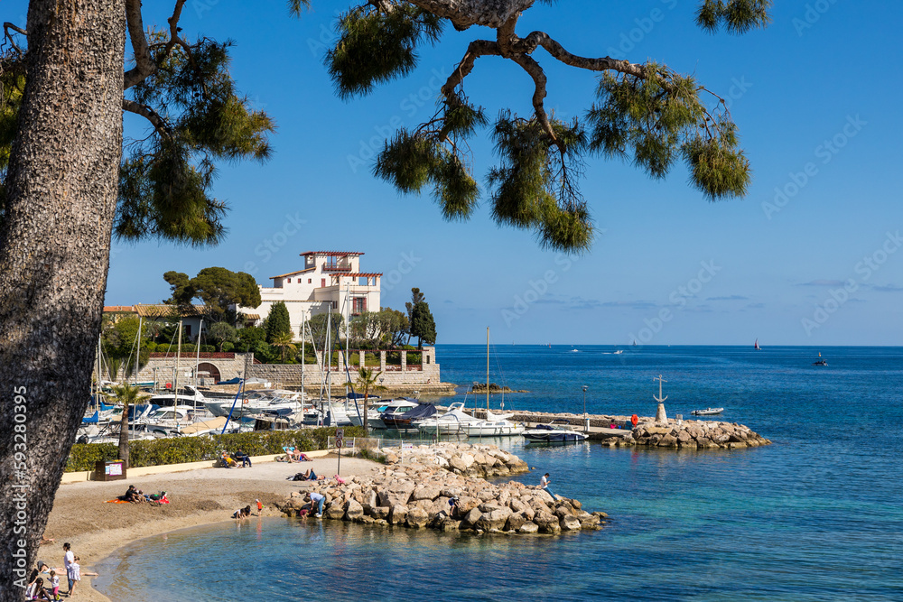 Villa Kérylos d'inspiration grecque antique au bord de la baie des fourmis à BeaulieusurMer