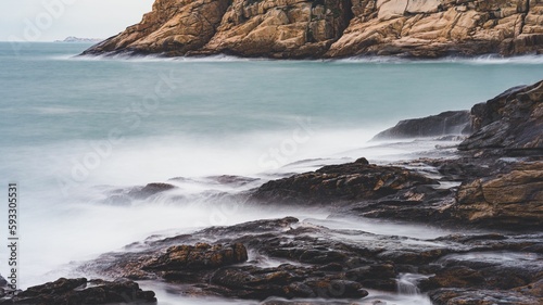 Canvas Print Beautiful landscape of splashing waves at the rocky shore
