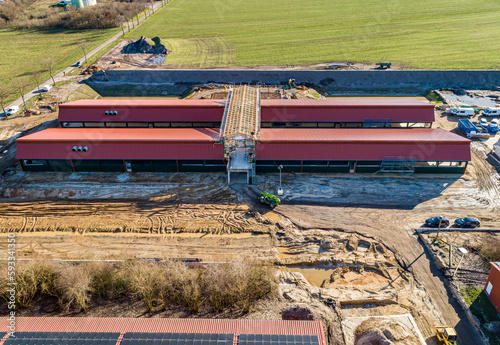 Luftbild -  Moderner Stallbau - Neubau einer Tierwohl - Schweinemastanlage mit angeschlossener Biogasanlage und Reckenrückhaltebecken. photo