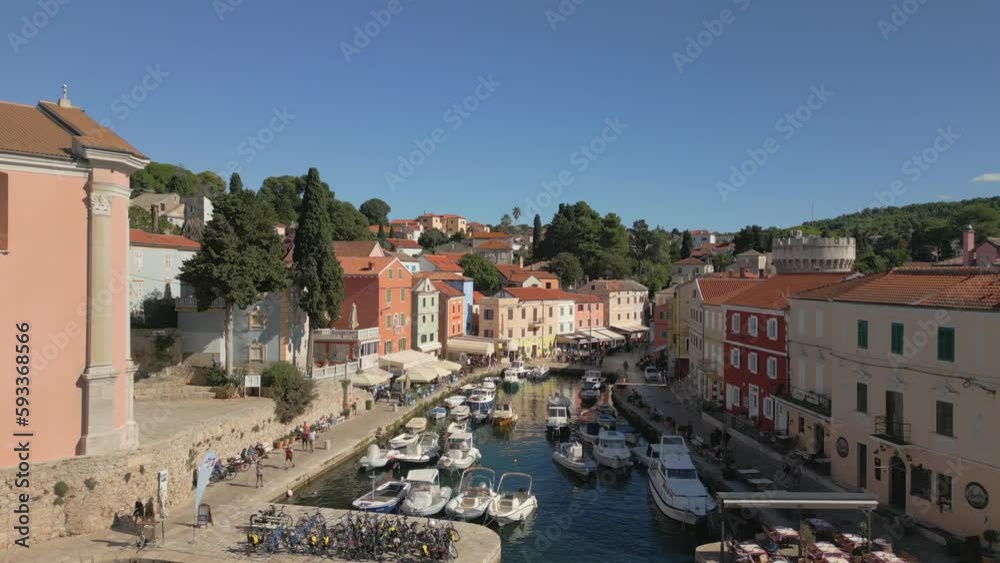 Insel Cres: Hafen Veli Losinj, Kroatien Insel Cres: Hafen Veli Losinj, Kroatien