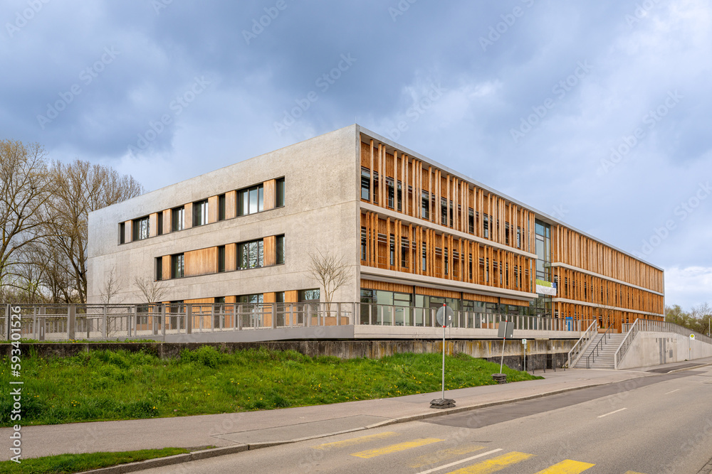 Obraz premium TUM Campus der Stadt Straubing für Biotechnologie und Nachhaltigkeit - Technischen Universität
