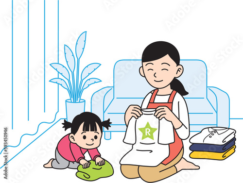 洗濯物をたたむ主婦　お手伝い