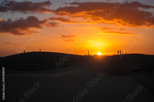 tramonto sulle dune del deserto in riva al mare © fotoforfun