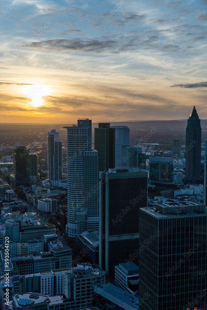 Obraz premium Aerial view of the Frankfurt skyline during sunset