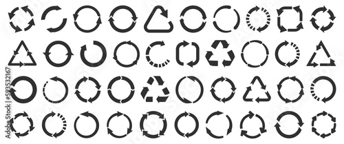 Set of black recycle arrow icons. Recyclable arrow icon collection