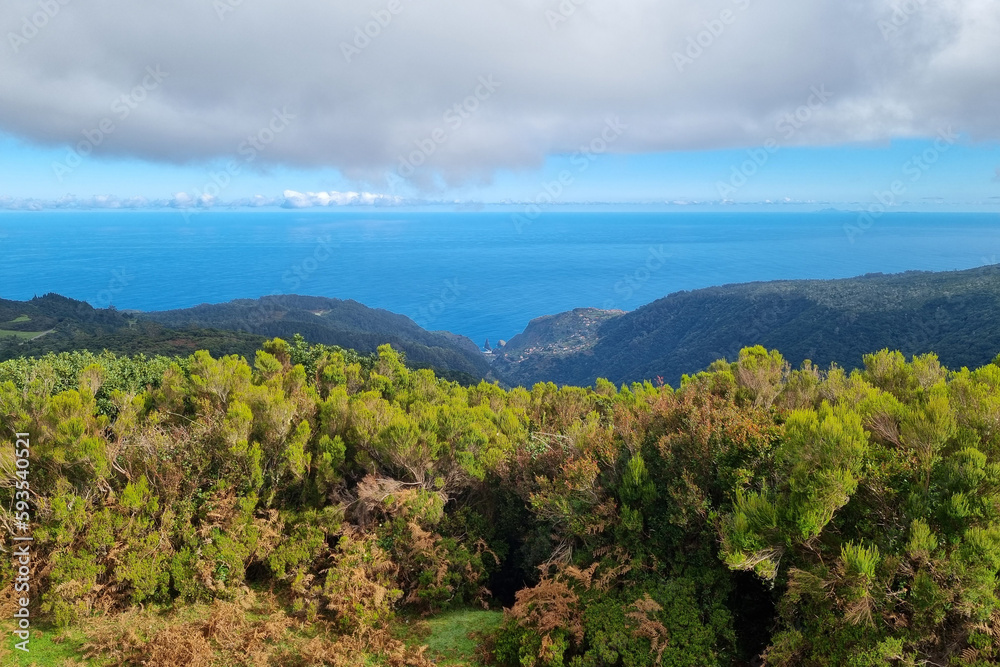 Fototapeta premium Beautiful view of the Atlantic Ocean from the island of Madeira.