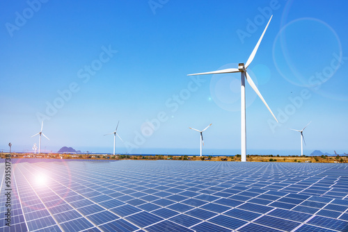 脱炭素社会の為のソーラーパネルと風量発電装置