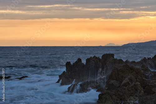 Méditerranée, crépuscule vers Monaco