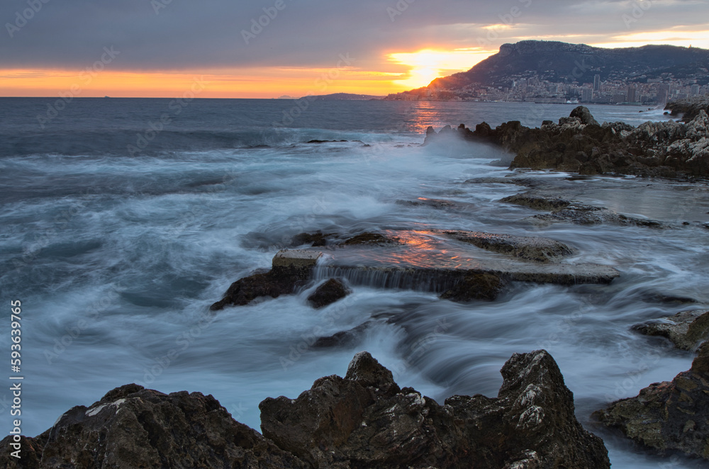 Méditerranée, crépuscule vers Monaco