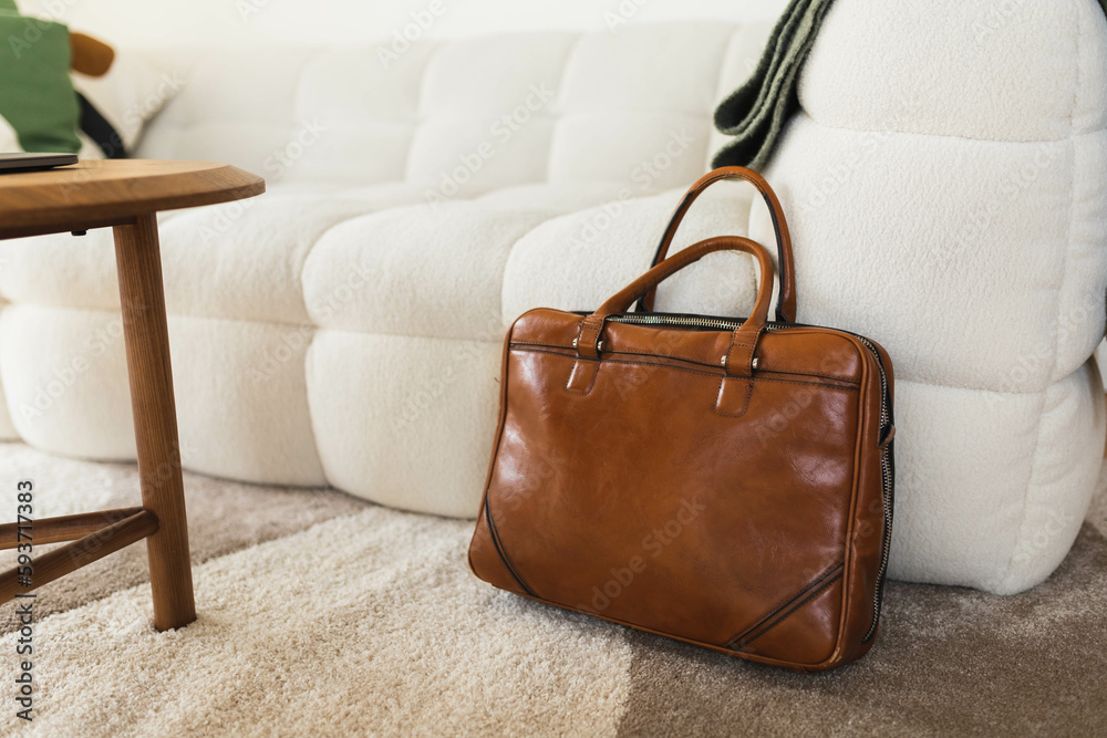 © Diego Martin/Stocksy - Work bag © Diego Martin/Stocksy - Work bag