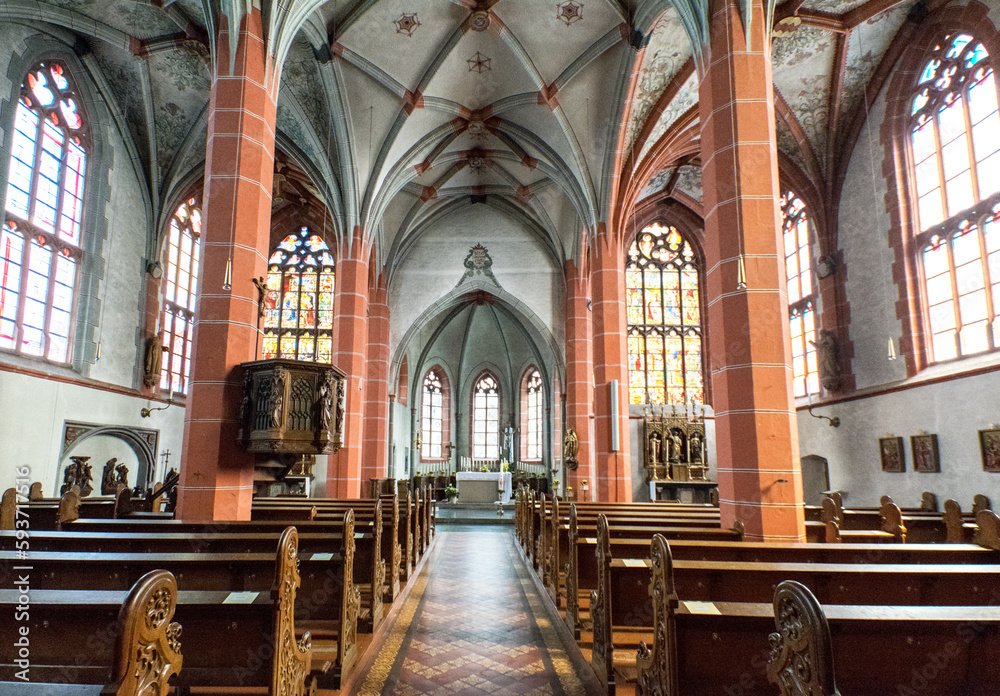 Inneres der Schloßkirche in Schleiden (Eifel)