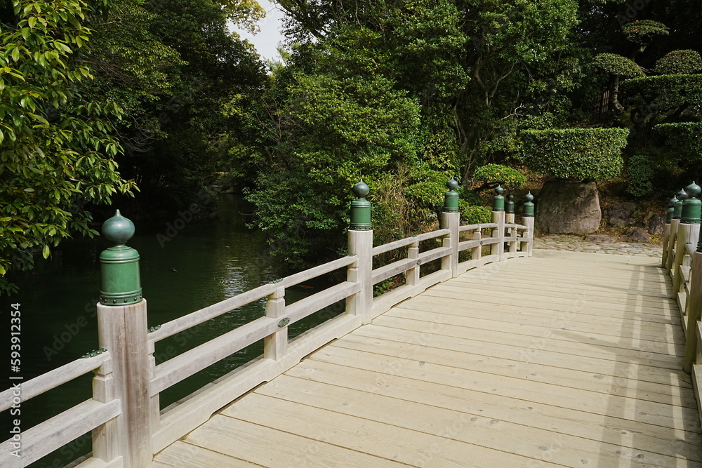 Traditional Bridge, Pond and Japanese Garden at Ritsurin Garden Park in Takamatsu, Kagawa, Japan - 日本 香川 高松 栗林公園 日本庭園 池 迎春橋