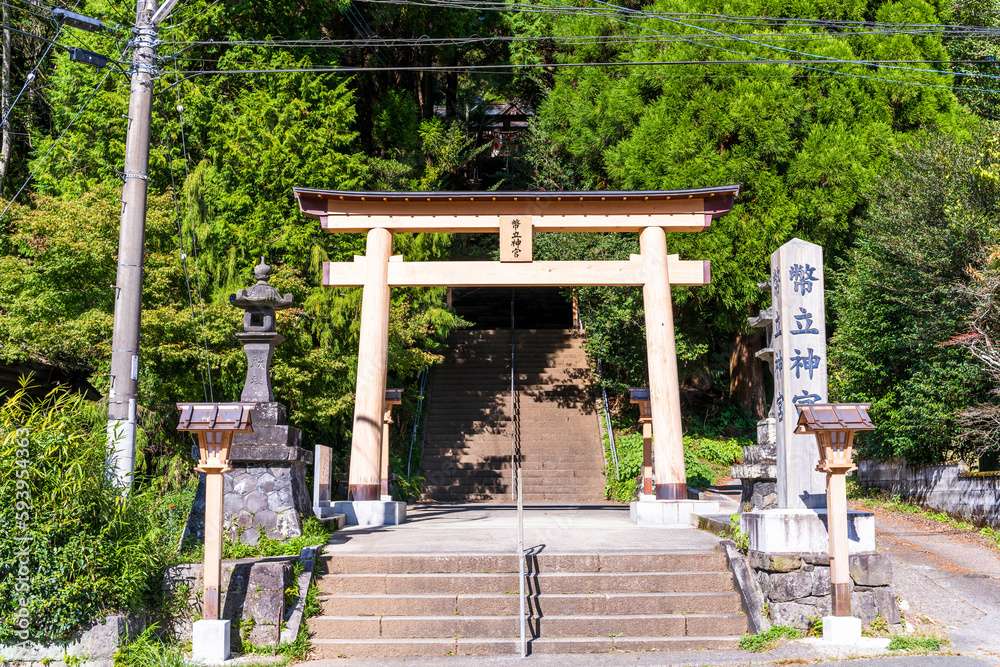 鳥居 日本最古の神社パワースポット幣立神宮(へいたてじんぐう) Torii gate, Heitate Jingu, Japan's ...