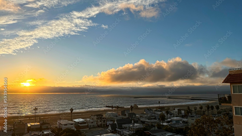 Fototapeta premium Sunset over Playa del Rey, CA