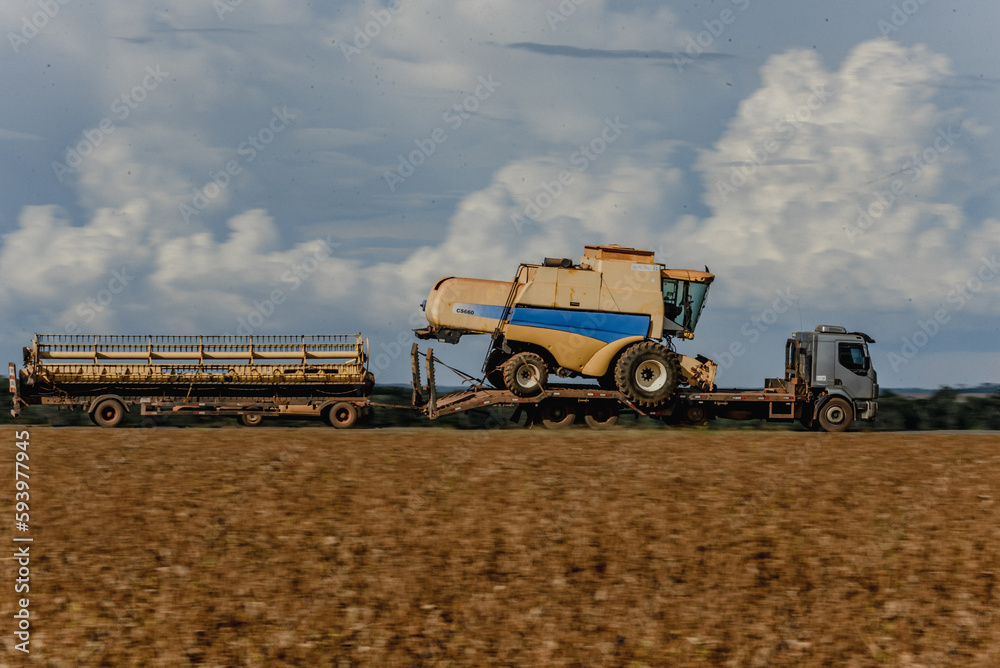 Fototapeta premium truck transportation on a field