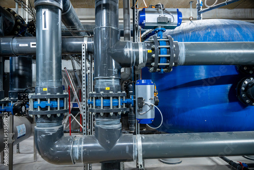 pvc plomberie plombier cuivre raccord fuite réparation maintenance piscine hydraulique industrie 