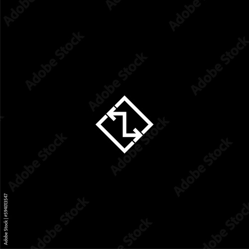 Free Download Arrows data transfer icon isolated on dark background - GFXLoad