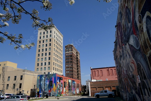 Häuser in down town Jackson, Michigan photo