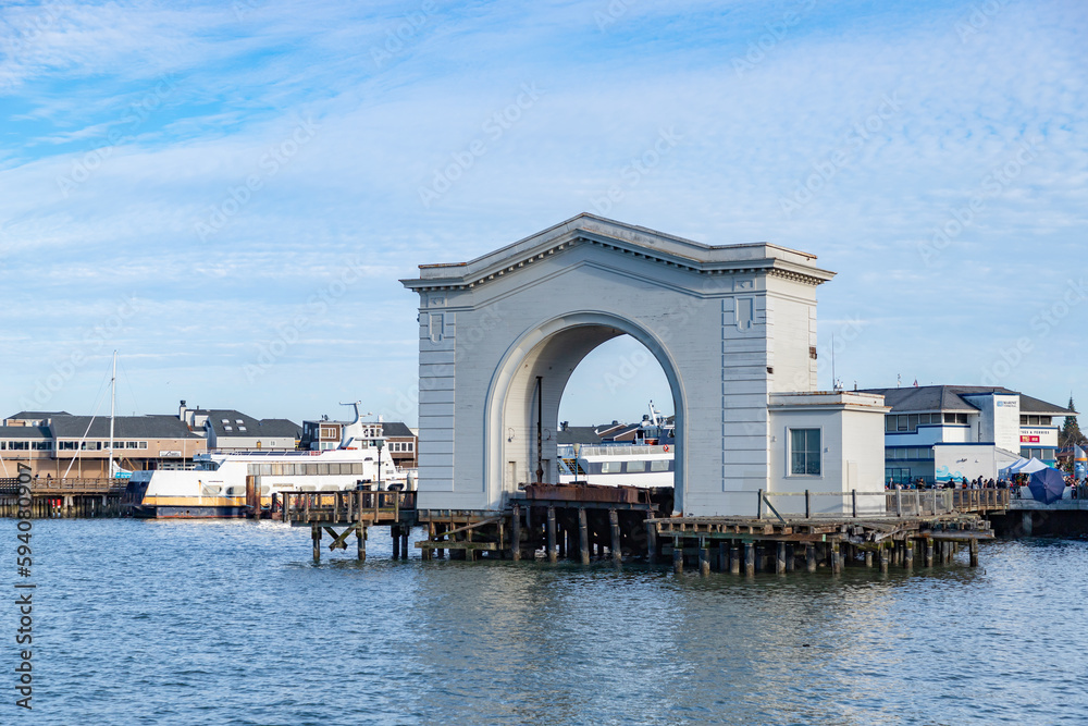 Fototapeta premium Pier 43 Ferry Arch