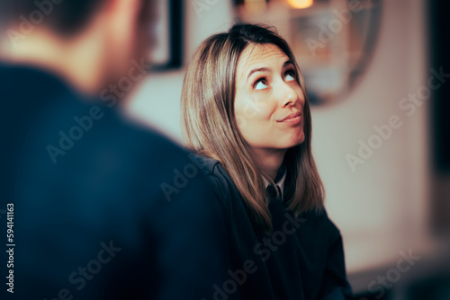Cuadro en lienzo Funny Woman Feeling Bored Talking to her Boyfriend