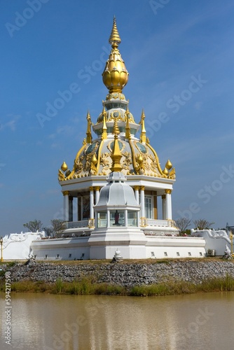 Pond in front of Maha Rattana Chedi of Wat Thung Setthi, Khon Kaen, Isan, Thailand, Asia © imageBROKER