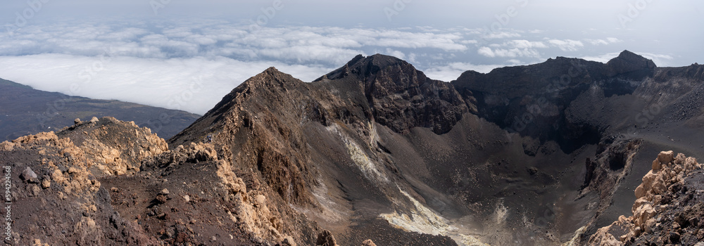 Cratère au sommet du volcan Pico do Fogo, Cap-Vert