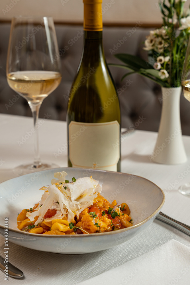 Gnocchi with vegetables and cauliflower