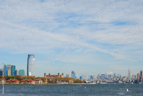 Skyline view of the Hudson River, Manhattan, New York, US