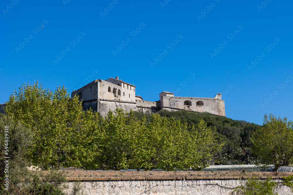 Fort Carré d'Antibes depuis le chemin littotal