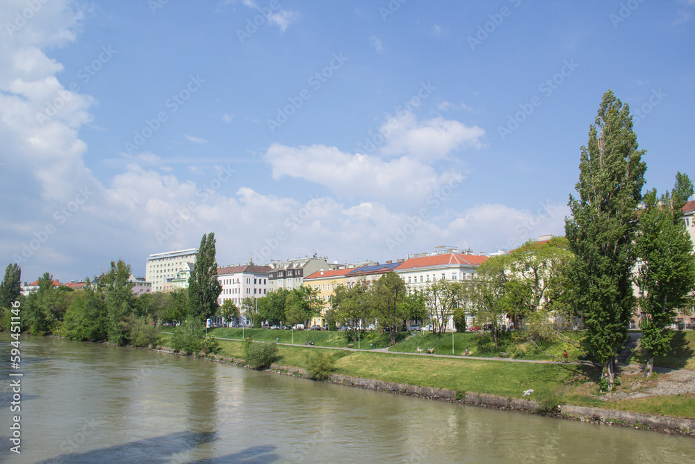Fototapeta premium Beautiful view of the river Wien in Vienna, Austria