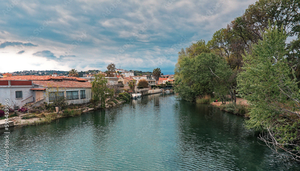 Fototapeta premium The mouth of the Loup river in Villeneuve-Loubet