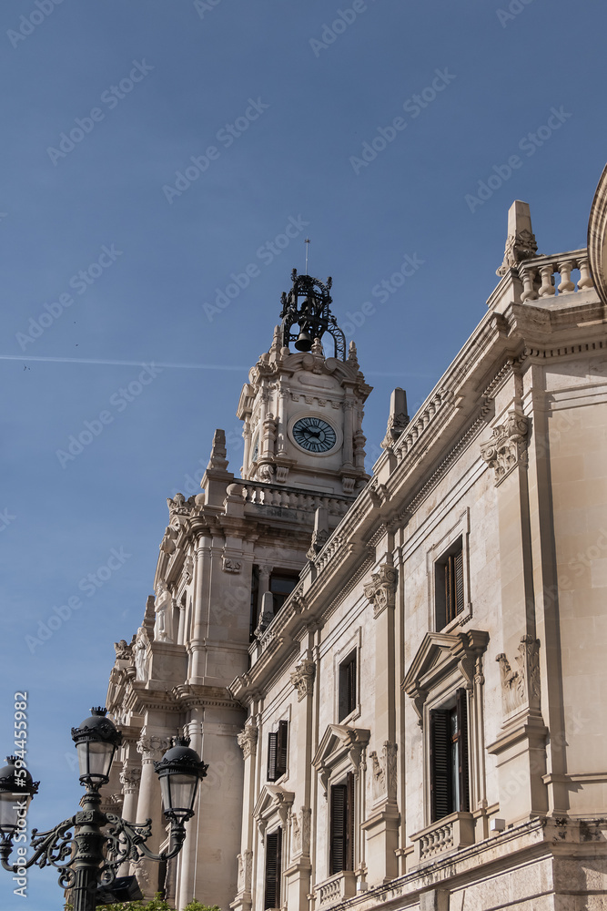 Obraz premium Valencia City Hall (Ayuntamiento de Valencia) built in an eclectic style in the 18th century is located on Valencia central Plaza del Ayuntamiento. VALENCIA, SPAIN.