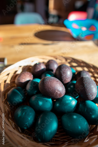 basket of eggs, easter