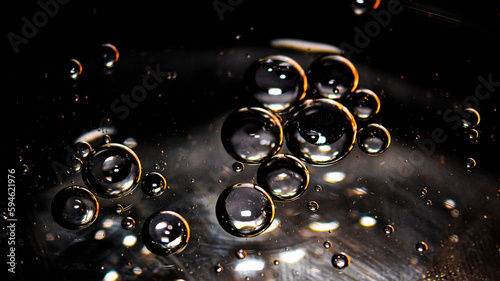 Olej na wodzie © lech
