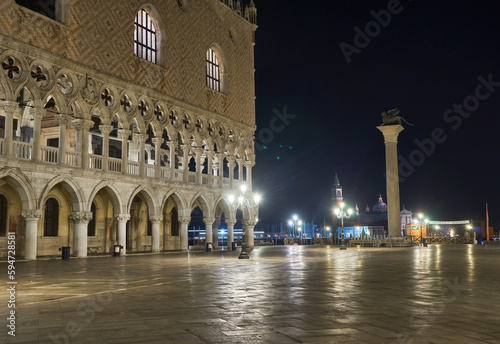 San Marco square in Venice, at the night time © Ryzhkov Oleksandr