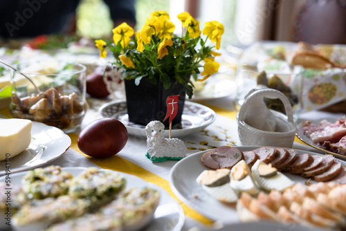 Nakrycie stolu wielkanocnego