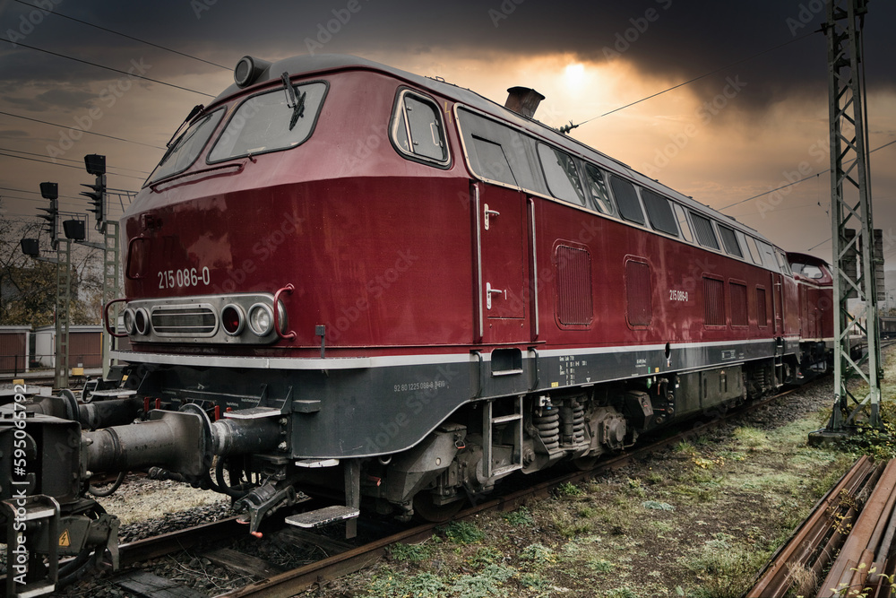 Alte Diesellokomotive mit Eisenbahner Nostalgie Alte Diesellokomotive mit Eisenbahner Nostalgie