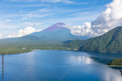 中之倉峠から見る富士山 © toshi007