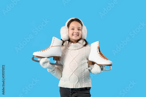 Little girl in winter cloth...