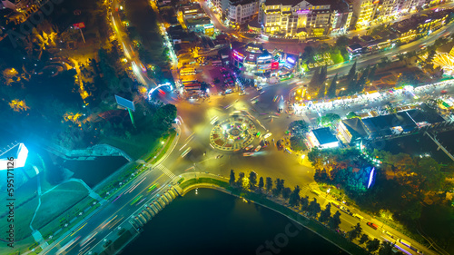 Fototapeta Naklejka Na Ścianę i Meble -  Da Lat city night in Vietnam with urban areas, markets, sparkling hotels, simple transportation system attracts tourists to visit on weekends