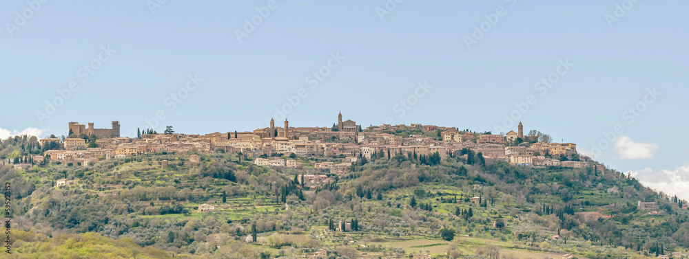 Obraz premium Panoramic view of Montalcino, Siena, Italy, famous for the brunello wine