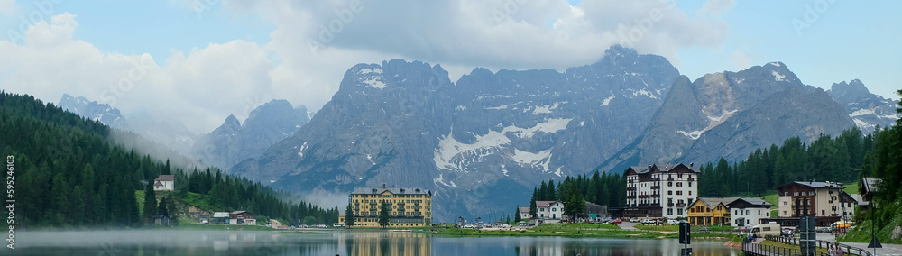 Lago di Misurina - Hotel bei den 3 Zinnen in den Dolomiten in Italien