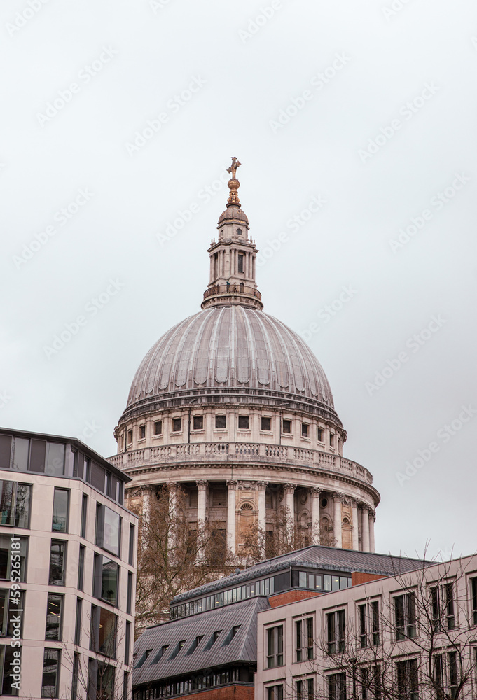 Fototapeta premium Saint Pauls Cathedral in London