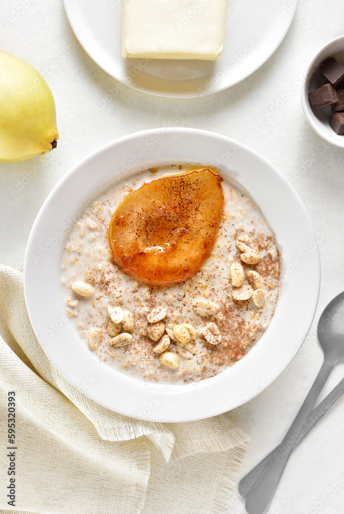 Oat porridge with caramelized pear and peanut Oat porridge with caramelized pear and peanut